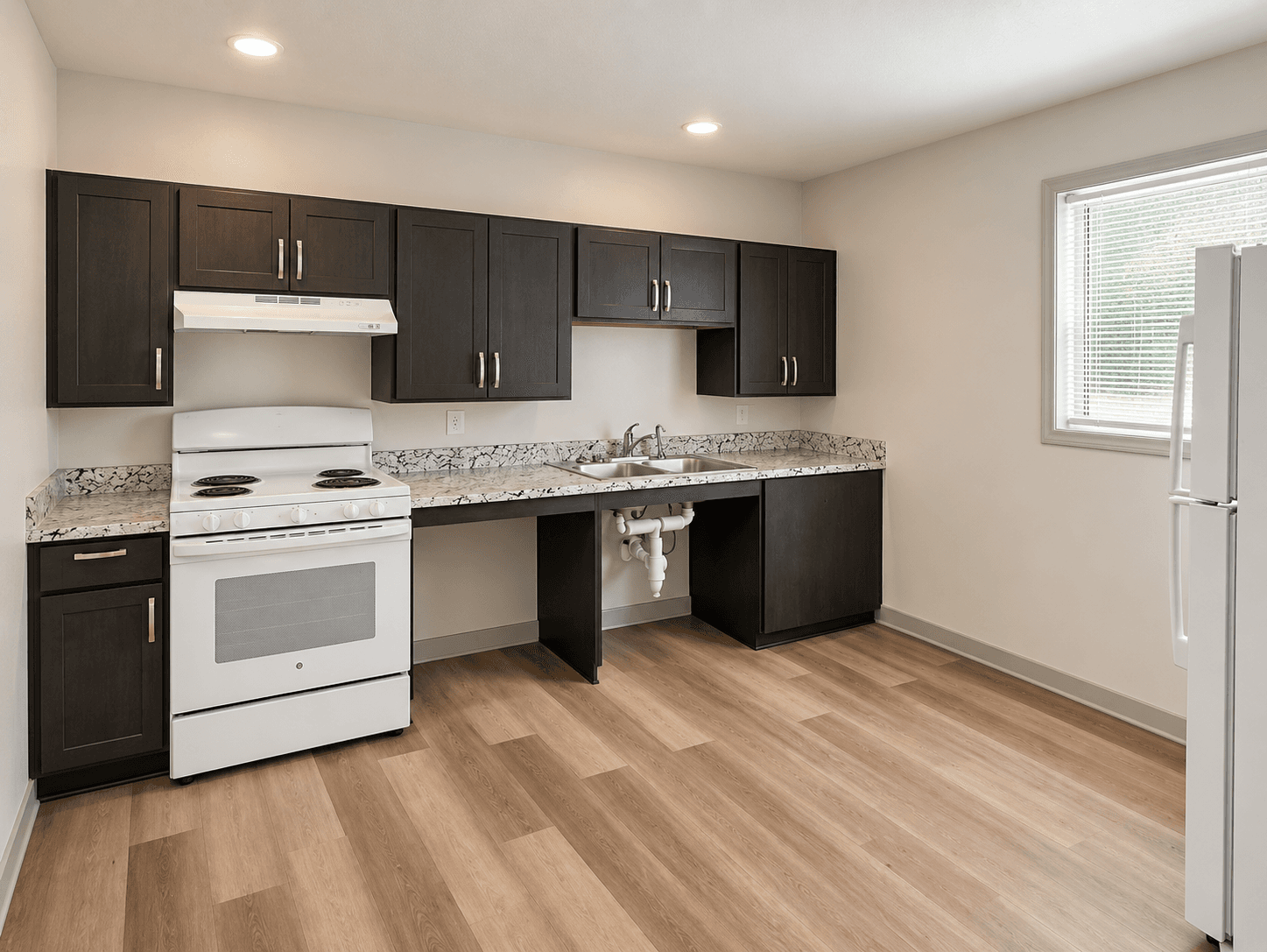 Tyler Apartments photo 2